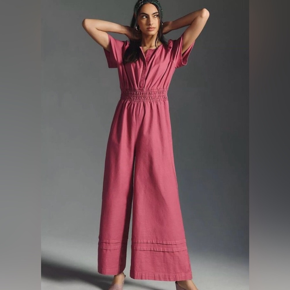 Anthropologie The Somerset Jumpsuit
Linen Edition Size Small